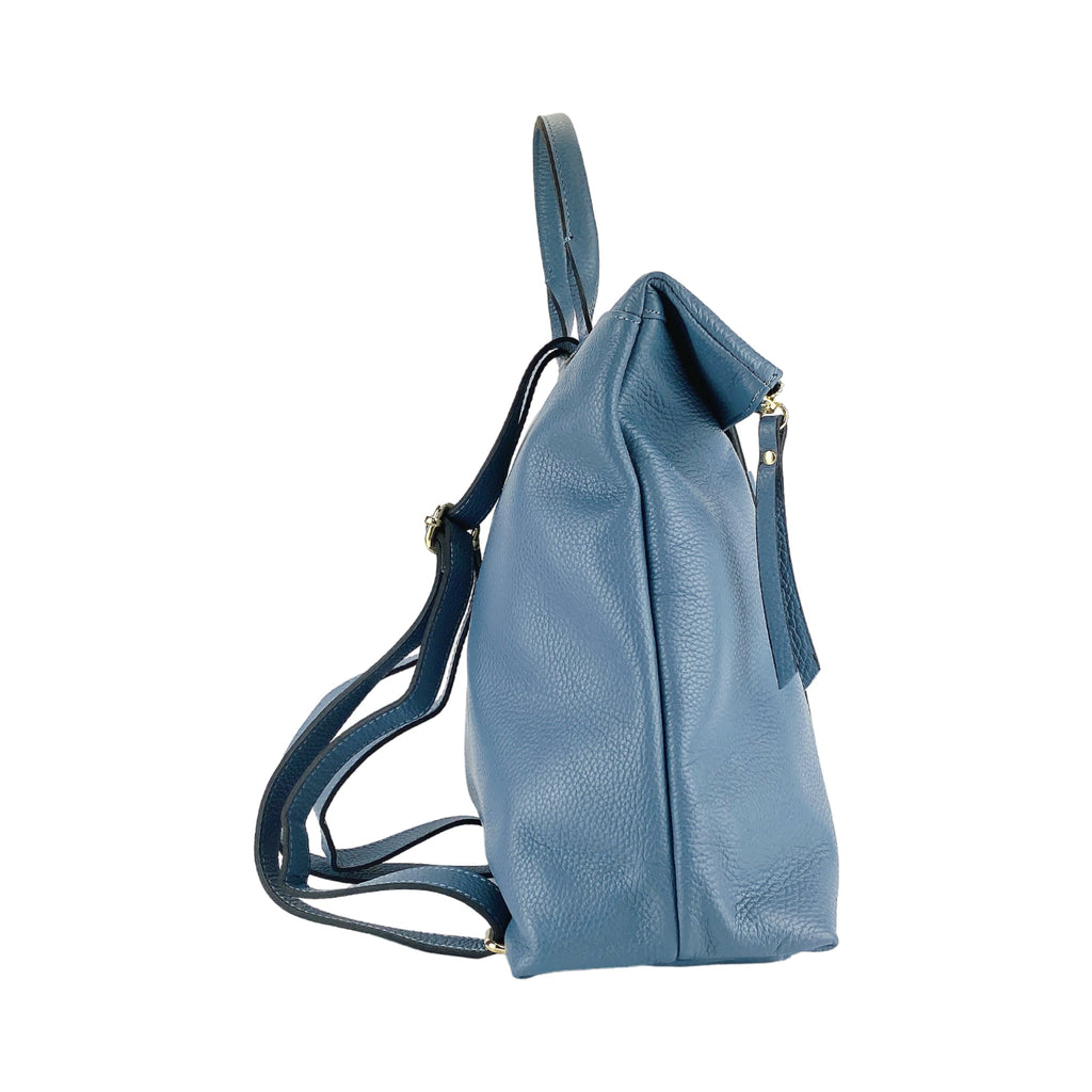 Soft Backpack in Genuine Leather Made in Italy with Adjustable Shoulder Straps. Shiny Gold Metal Zipper and Accessories - Avio