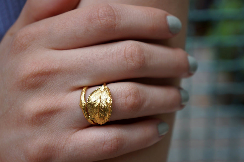 Rose Leaf Ring: Delicate Twig Motif - 18k Gold Plated Brass-0