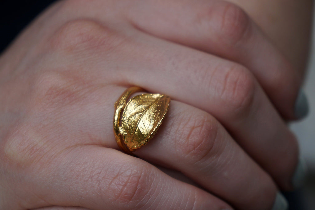 Rose Leaf Ring: Delicate Twig Motif - 18k Gold Plated Brass-2